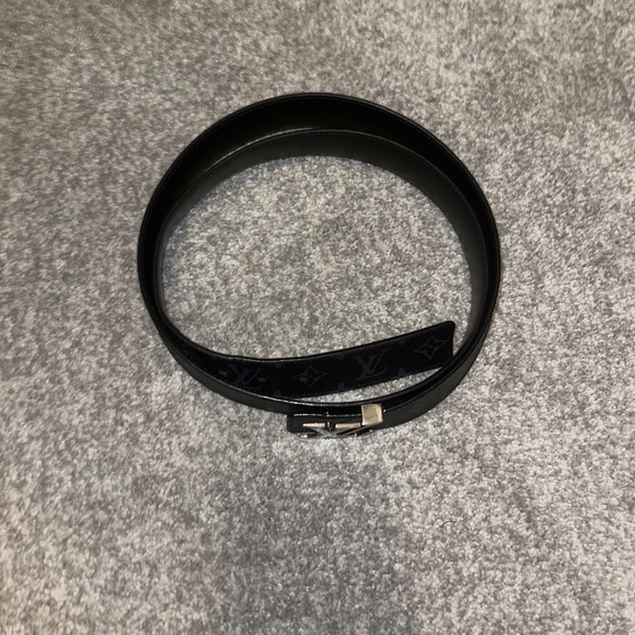 Men’s Louis Vuitton Initiales 40MM Reversible - Picture 5 of 7